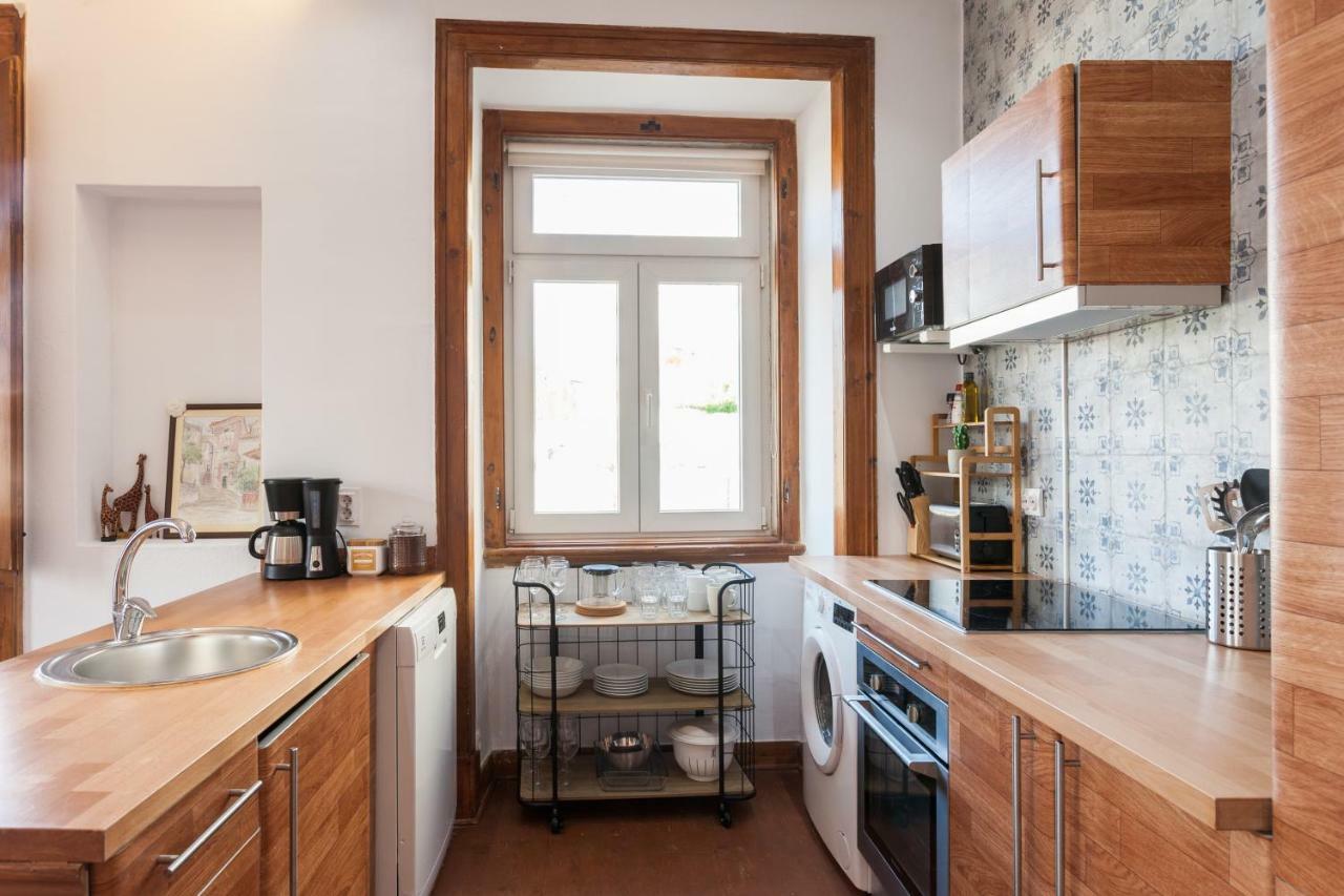 Rossio Vintage Two-Bedroom Apartment - By Lu Holidays Лиссабон Экстерьер фото