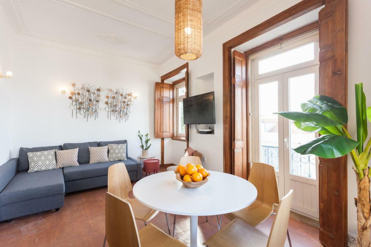 Rossio Vintage Two-Bedroom Apartment - By Lu Holidays Лиссабон Экстерьер фото