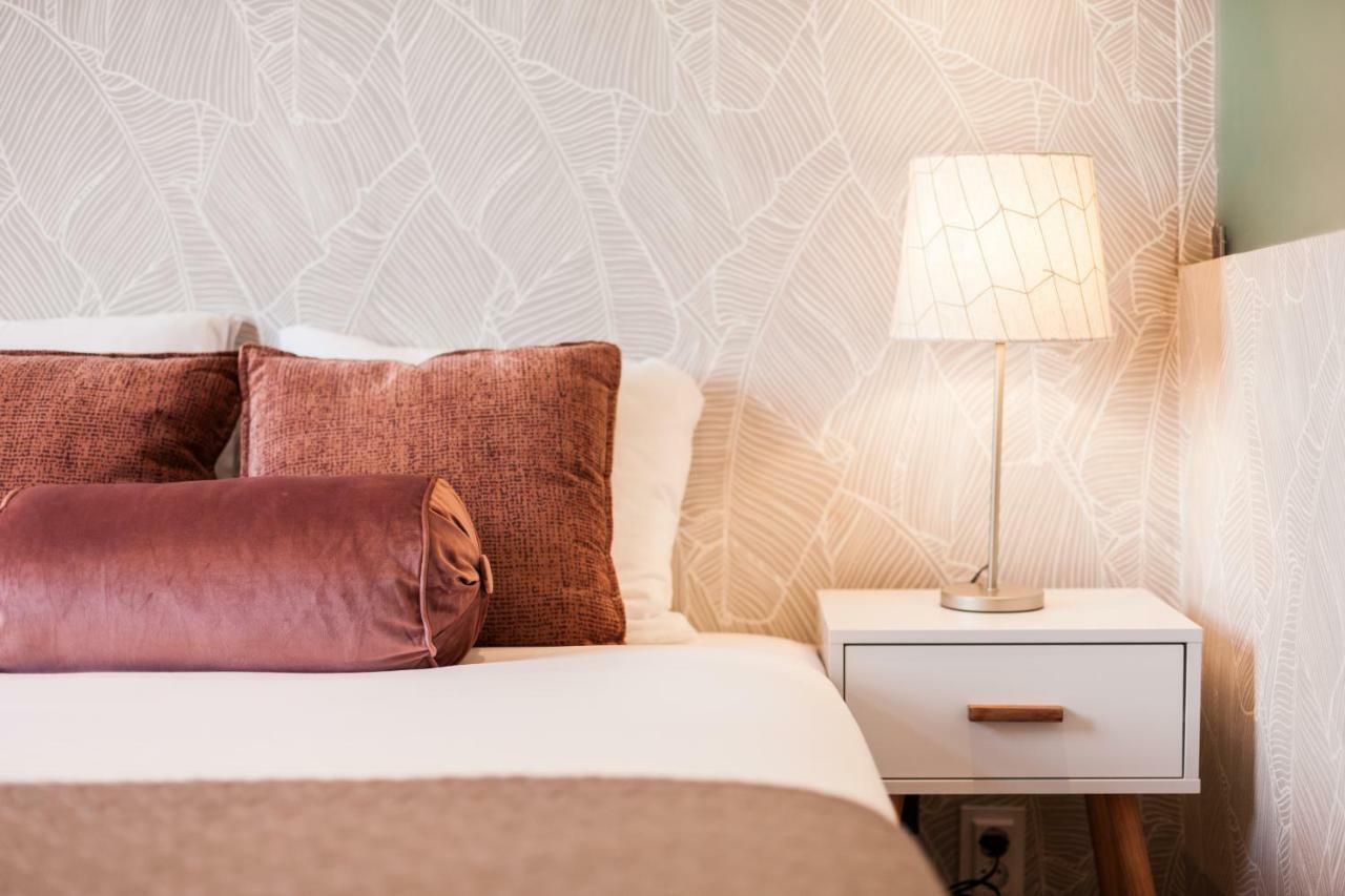 Rossio Vintage Two-Bedroom Apartment - By Lu Holidays Лиссабон Экстерьер фото